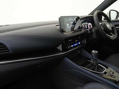 Used Nissan Qashqai Tekna 138 HP (101 kW) 2022 White SUV