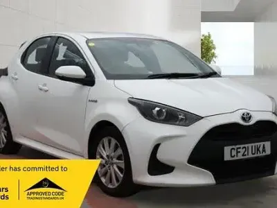 Usata Toyota Yaris Hybrid