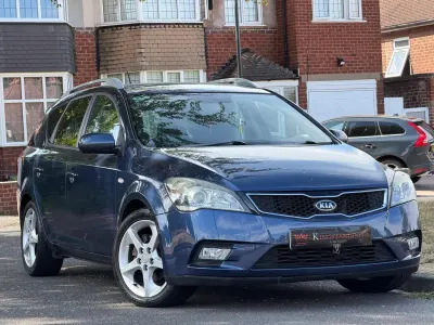 Used Kia Ceed 2011 Blue Hatchback