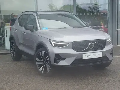 New Volvo XC40 Ultra 197 HP (144 kW) 2025 Silver SUV