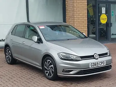 Używany VW Golf VII Edition 115 KM (84 kW) 2019 Srebrny Hatchback