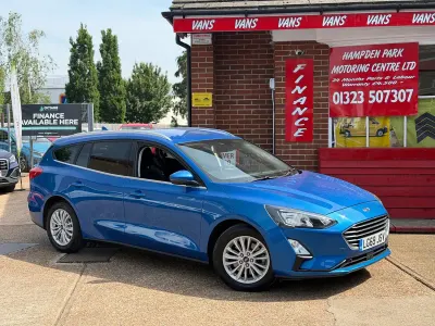 Used Ford Focus Titanium 125 HP (91 kW) 2019 Blue Estate