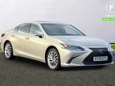 Used Lexus ES300H 218 HP (160 kW) 2021 White Sedan