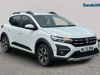 Used Dacia Sandero Stepway 100 HP (73 kW) 2022 Solid  glacier white Hatchback