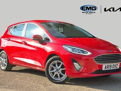 Used Ford Fiesta Zetec 100 HP (73 kW) 2019 Red Hatchback