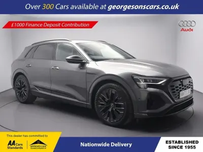 Usado Audi e-tron Black Edition 11 kW (15 HP) 2023 Cinzento SUV
