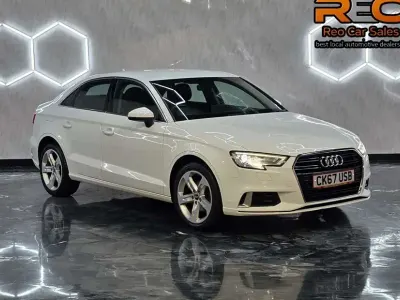 Begagnad Audi A3 Sport 116 HK (85 kW) 2017 Vit Sedan