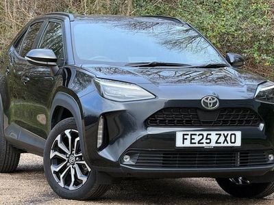 Eclipse black Used 2025 Toyota Yaris Hybrid Design Estate | £23,256 (Fair price)