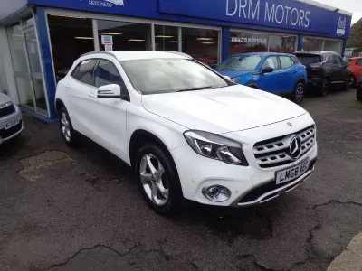 Used Mercedes GLA200 Executive 156 HP (114 kW) 2018 White SUV