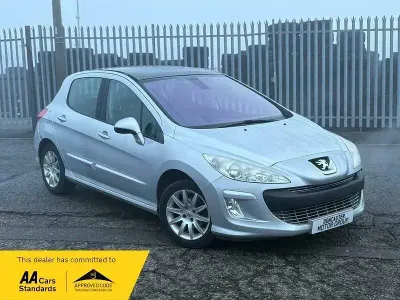 Używany Peugeot 308 2008 Srebrny Hatchback