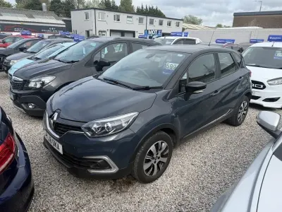 Gebraucht Renault Captur Play 90 PS (66 kW) 2018 Blau SUV