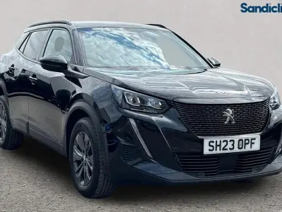 Used Peugeot 2008 Active+ 101 HP (74 kW) 2023 Black SUV