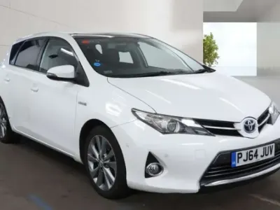 Used Toyota Auris Hybrid