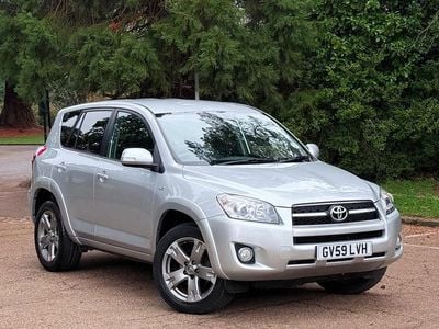 Silver Used 2009 Toyota RAV4 SR Estate | £7,490 (Fair price)
