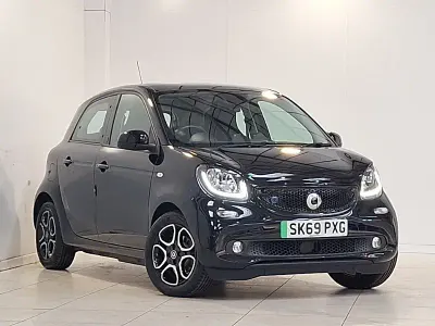 Used Smart ForFour Electric Drive Premium 60 kW (82 HP) 2019 Black Hatchback