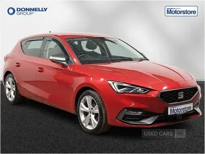 Usata Seat Leon FR 110 CV (80 kW) 2022 Rosso Utilitaria
