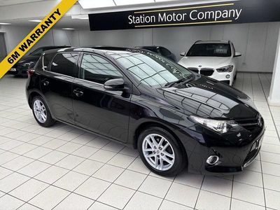 Used Toyota Auris Multidrive S 132 HP (97 kW) 2014 Black Hatchback