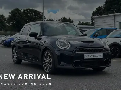 Used Mini Cooper S Exclusive 176 HP (129 kW) 2022 Other Hatchback
