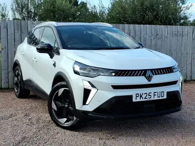 Used Renault Captur Techno 143 HP (105 kW) 2025 White SUV