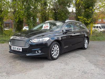 Używany Ford Mondeo Zetec 2015 Czarny Kombi