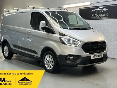 Używany Ford Transit Custom S 130 KM (95 kW) 2021 Srebrny Van