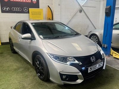 Begagnad Honda Civic Sport 120 HK (88 kW) 2015 Silver Halvkombi