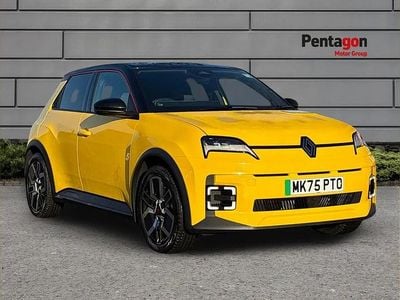 Used Renault R5 Komfort 110 kW (150 HP) 2026 Other Hatchback