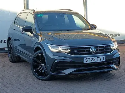 Używany VW Tiguan R-line 190 KM (139 kW) 2023 Szary SUV