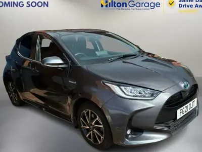 Second-hand Toyota Yaris Hybrid Design 2021