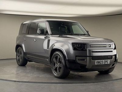Used Land Rover Defender HSE Dynamic 300 HP (220 kW) 2023 Eiger grey SUV