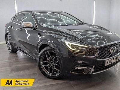 Used Infiniti Q30 Premium 109 HP (80 kW) 2017 Black Hatchback