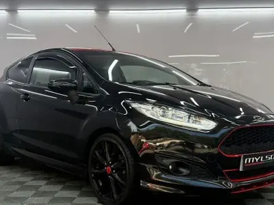 Used Ford Fiesta Zetec 140 HP (102 kW) 2016 Black Hatchback