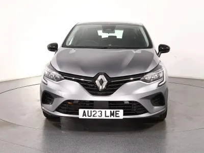 Używany Renault Clio V Evolution 2023 Szary Hatchback
