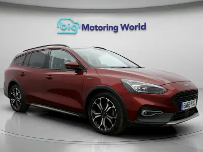 Used Ford Focus Active X 150 HP (110 kW) 2020 Red Estate