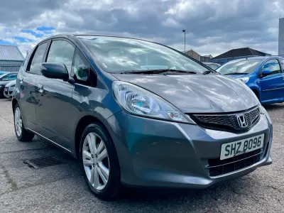 Begagnad Honda Jazz ES 99 HK (72 kW) 2014 Grå Halvkombi