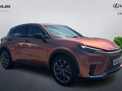 Used Lexus LBX 136 HP (100 kW) 2025 Bronze SUV