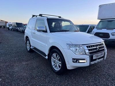 Used Mitsubishi Shogun 2014 White SUV