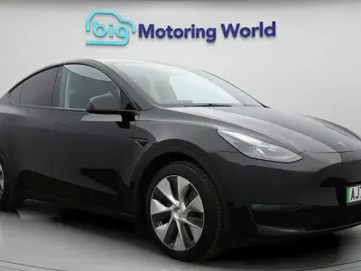 Used Tesla Model Y Long Range AWD 286 kW (389 HP) 2025 SUV