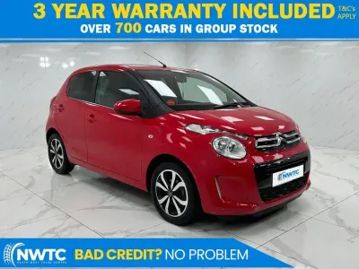 Usado Citroën C1 Flair 68 CV (50 kW) 2016 Rojo Utilitario