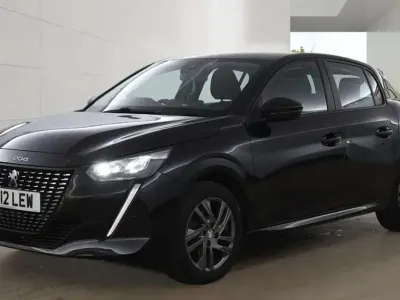 Used Peugeot 208 Active Premium 75 HP (55 kW) 2022 Black Hatchback