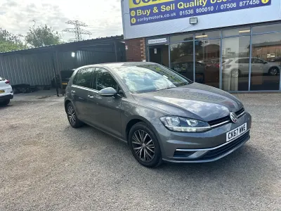 Used VW Golf VII SE 125 HP (91 kW) 2017 Grey Hatchback