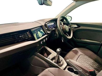 Used Audi A1 Sport 94 HP (69 kW) 2022 White SUV