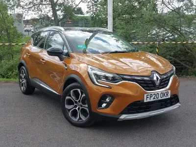 Gebraucht Renault Captur Bose Edition 130 PS (95 kW) 2020 Orange SUV