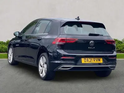 Used VW Golf VII Style 130 HP (95 kW) 2021 Black Hatchback
