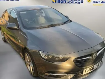 Second-hand Vauxhall Insignia SRi 165 CP (121 kW) 2019 Gri Hatchback
