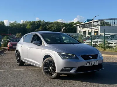 Used Seat Leon SE Dynamic 110 HP (80 kW) 2016 Silver Hatchback