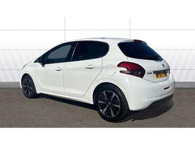 Używany Peugeot 208 Allure Premium 82 KM (60 kW) 2017 Biały Hatchback
