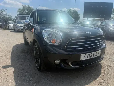 Used Mini Cooper D 112 HP (82 kW) 2012 Black Hatchback