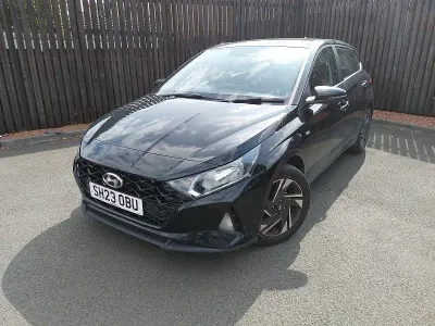 Used Hyundai i20 SE 100 HP (73 kW) 2023 Black Hatchback