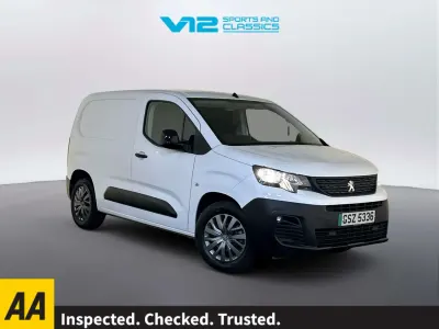 Begagnad Peugeot Partner 68 HK (50 kW) 2022 Vit Minibuss